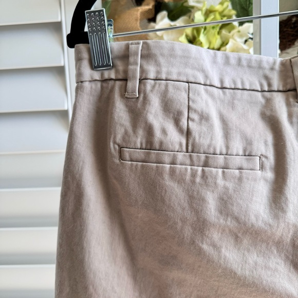 Banana Republic. Size 8 - Picture 7 of 8